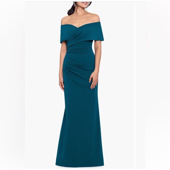 Betsy & Adam Off The Shoulder Crepe Gown NWT - Picture 1 of 6